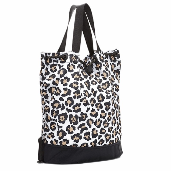 Converse Novelty Bucket Bag Leopard 🐆 Black Tan - Picture 4 of 12